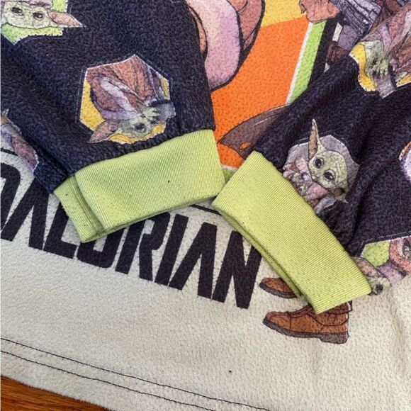 4/$25 Star Wars The Mendelian Pajama Set Long Sleeve Long Pants Size Medium - Picture 5 of 12